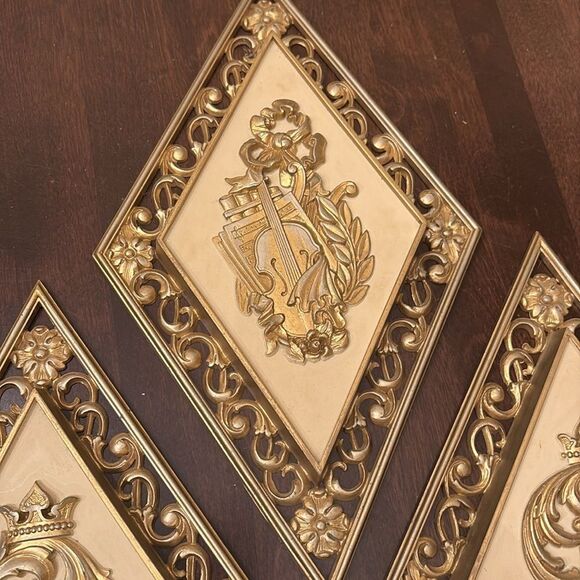 Vintage Hollywood Regency Diamond Shaped Wall Decor set of 4 by Syroco - Picture 3 of 9